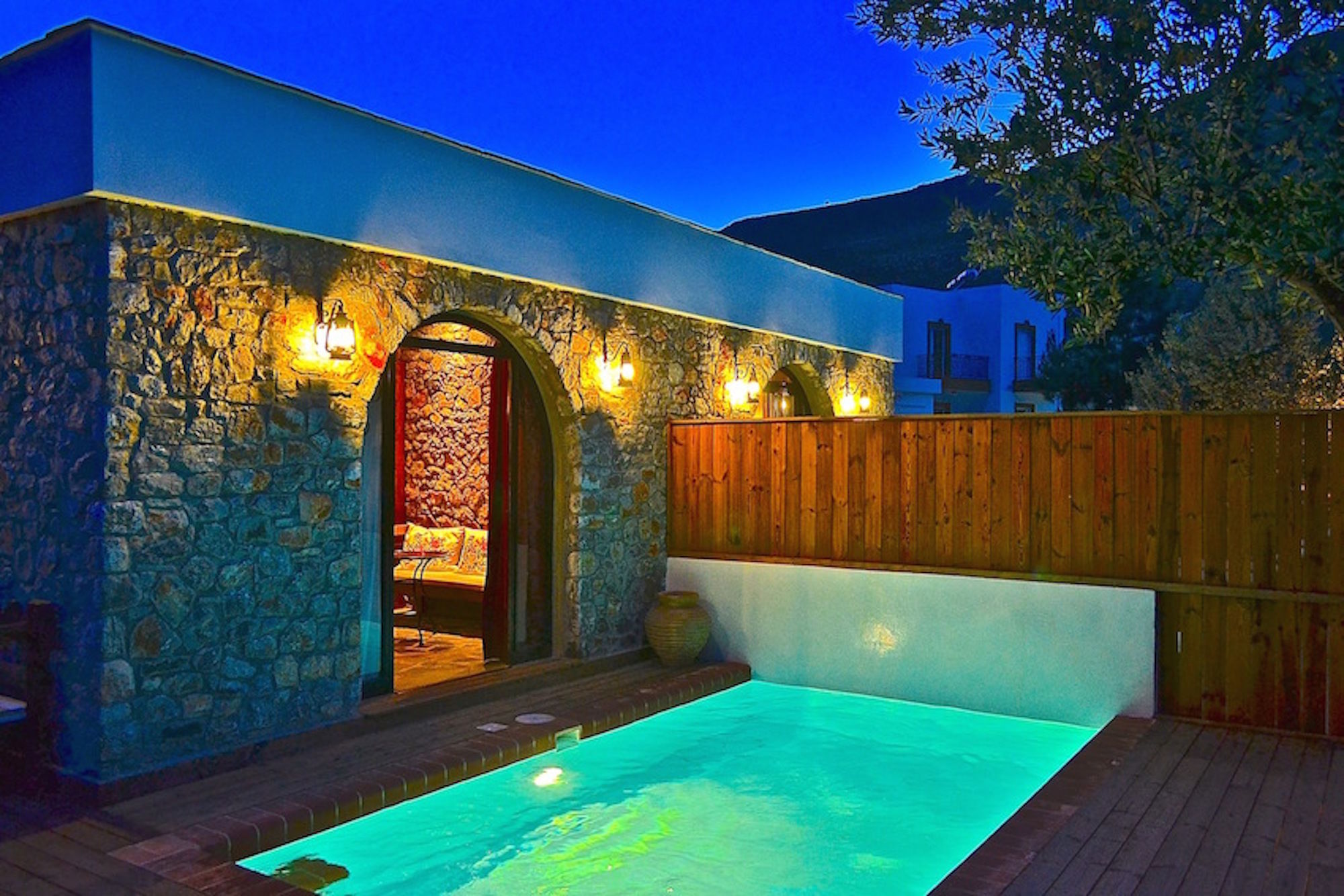 Caesars Gardens & - Adults Only Hotel